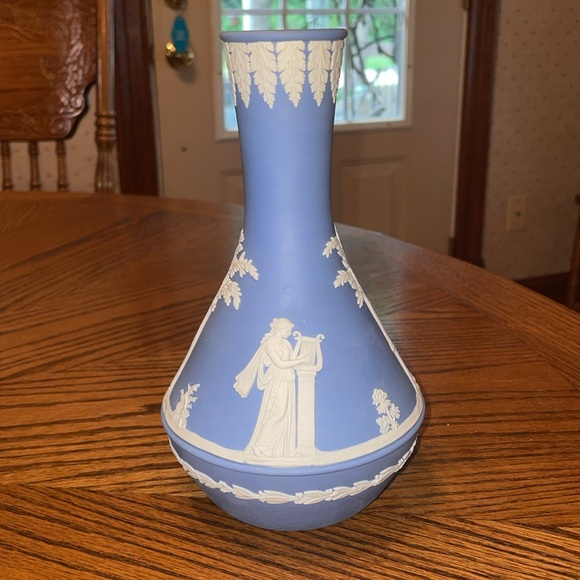 Wedgwood Other - Wedgwood Blue Jasperware 7.5 " Vase